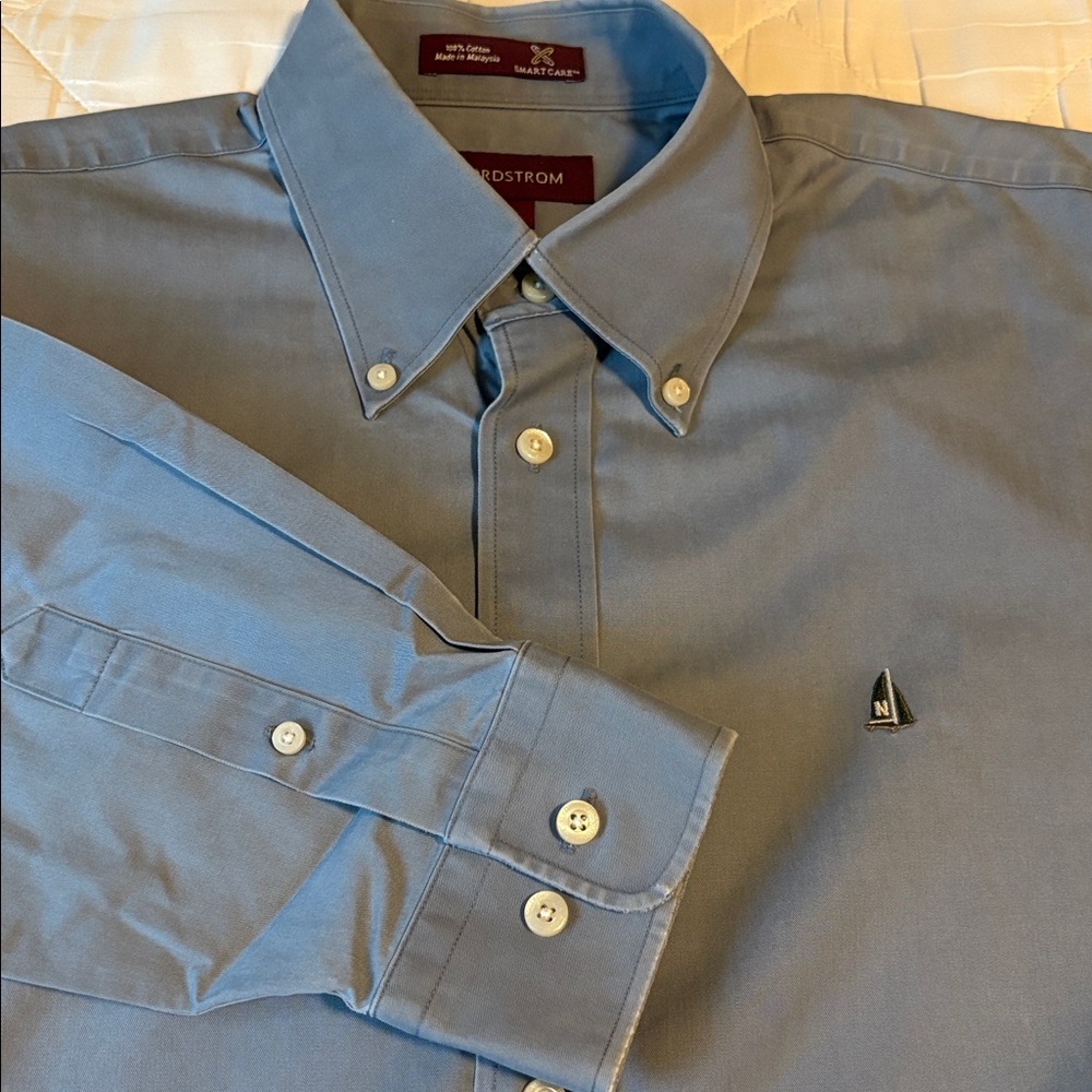 NORDSTROM Button-Down Shirt Size Medium